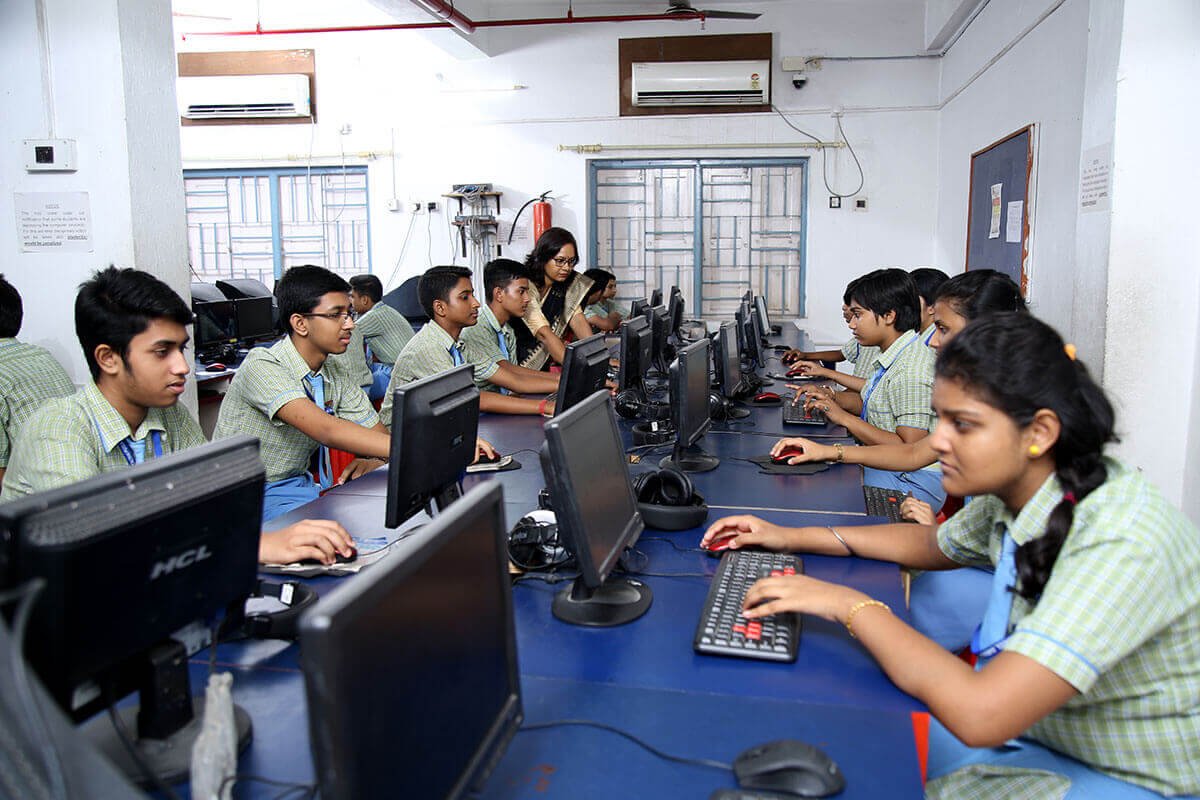 VIVEKANANDA EDUCATION CENTRE